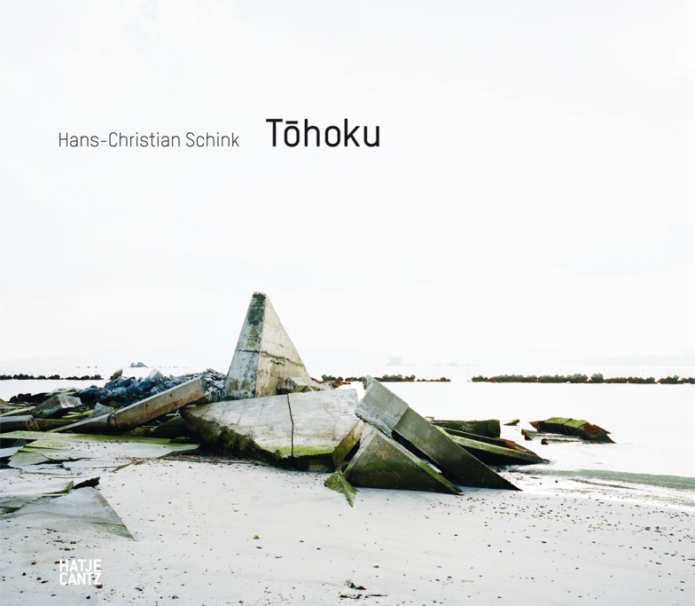 Buch Cover Tohoku, Hans-Christian Schink, Fotografien ein Jahr nach dem Tsunami in der Region